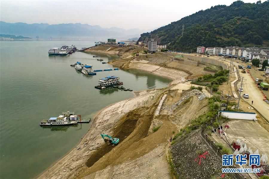 #（新華全媒頭條·兩會特別報道·圖文互動）（5）凝聚不懈奮斗的磅礴力量——從全國兩會看奮進(jìn)中國的奮斗姿態(tài)