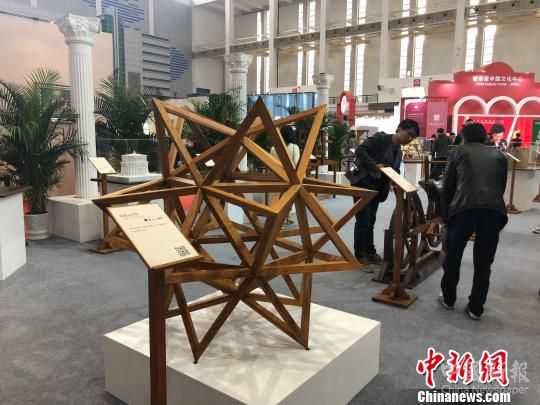 圖為意大利展區(qū)?！×植?攝