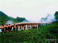 看熱鬧去，世界唯一苗族獨(dú)木龍舟節(jié)在臺(tái)江即將隆重舉行