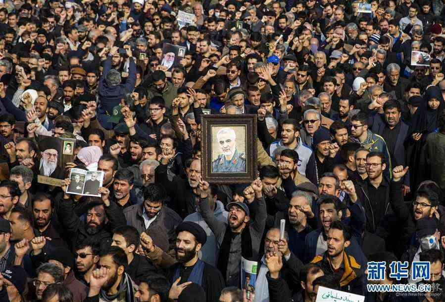 (國際)(3)伊朗悼念遭美軍襲擊的高級將領(lǐng)