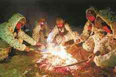 兵發(fā)雪原，義無(wú)反顧向前突擊