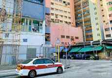 網(wǎng)煽掠政府口罩　青年倉庫外流連被捕