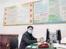 黃承智：舍小家為大家 用堅(jiān)守與