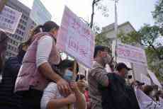 臺當(dāng)局拒東航華航送返湖北臺胞 學(xué)者：用心險惡