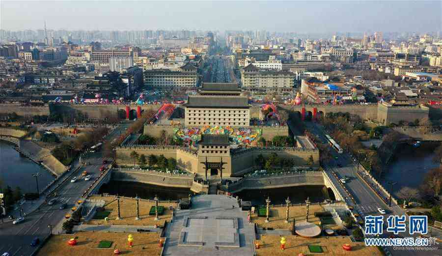 (社會(huì))(1)西安城墻景區(qū)有序開(kāi)放