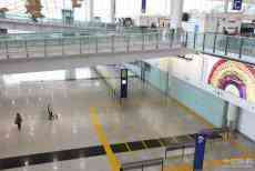 香港機(jī)場上月客運(yùn)量跌近七成 料本月持續(xù)向下