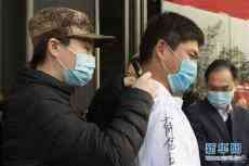 向最可愛的人要簽名！