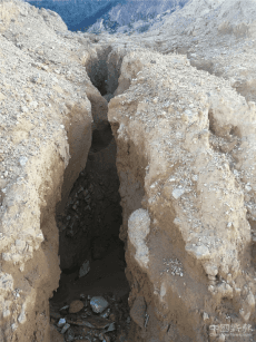 廣東陽江農(nóng)業(yè)大鎮(zhèn)：開采白泥斷水渠 農(nóng)田變成了荒地