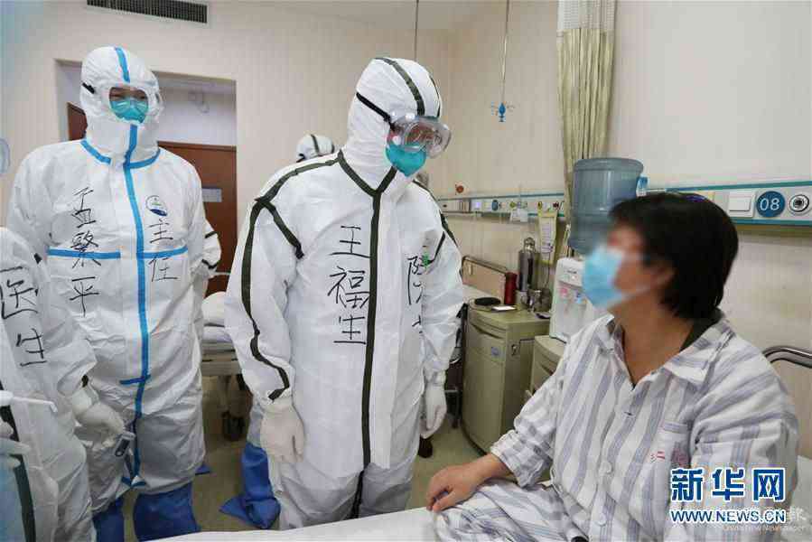 (一線抗疫群英譜·圖文互動)(2)沖鋒在首都戰(zhàn)“疫”最前沿——解放軍總醫(yī)院第五醫(yī)學中心感染病醫(yī)學部戰(zhàn)“疫”記事