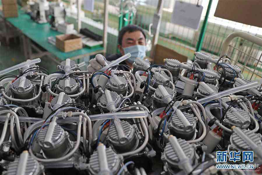 （聚焦疫情防控·圖文互動(dòng)）（10）團(tuán)結(jié)起來(lái)！我們?nèi)f眾一心！——中國(guó)抗疫人民力量的生動(dòng)實(shí)踐