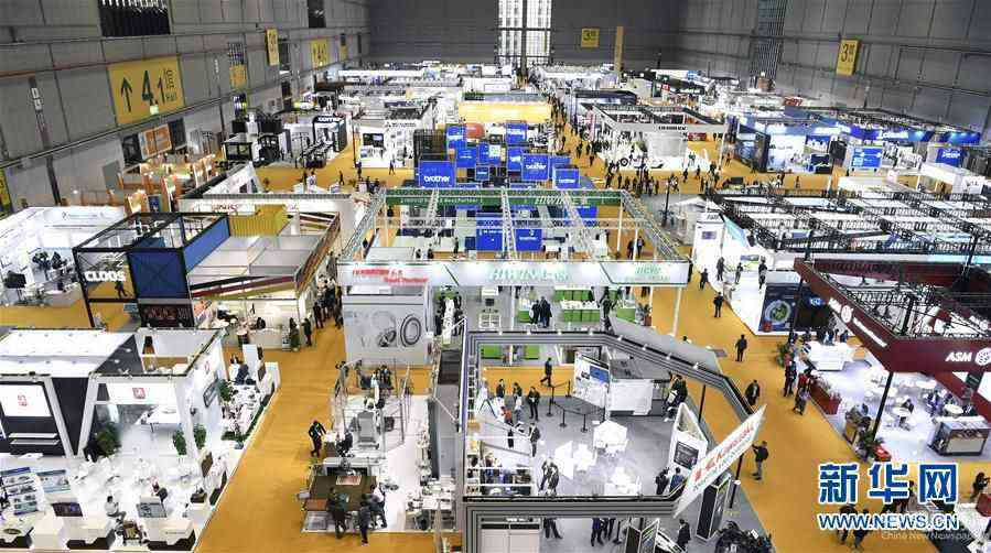 （新華全媒頭條·圖文互動）（3）不一般的展會 “雙循環(huán)”的窗口——寫在第三屆進口博覽會倒計時100天之際