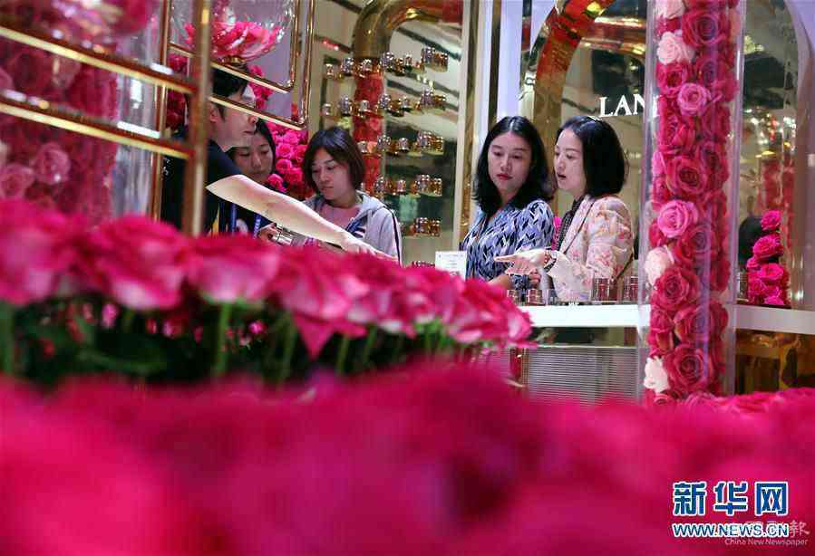 （新華全媒頭條·圖文互動）（4）不一般的展會 “雙循環(huán)”的窗口——寫在第三屆進口博覽會倒計時100天之際