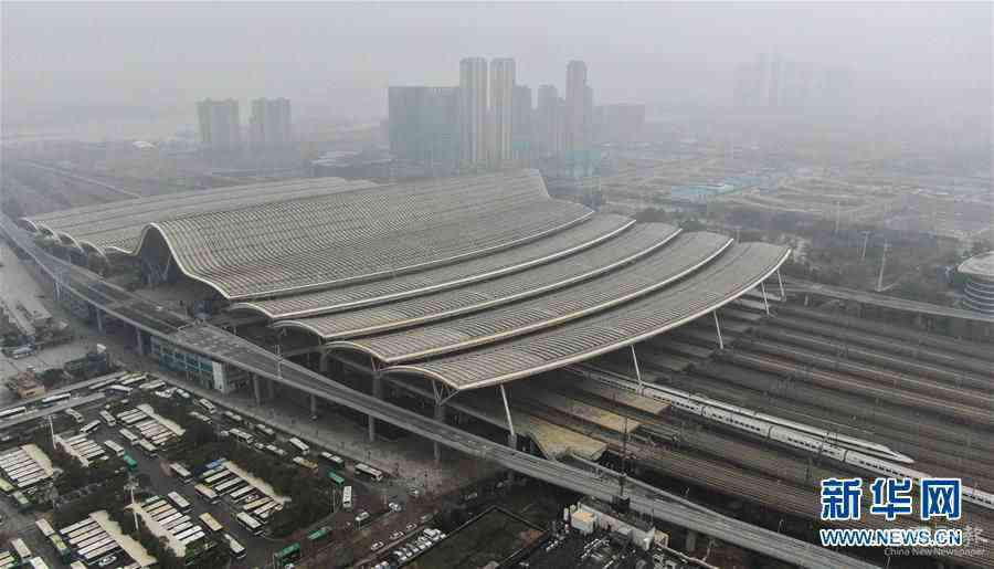 (新華全媒頭條·圖文互動)(2)同舟共濟戰(zhàn)“疫”記——中國抗擊新冠肺炎疫情全紀(jì)實