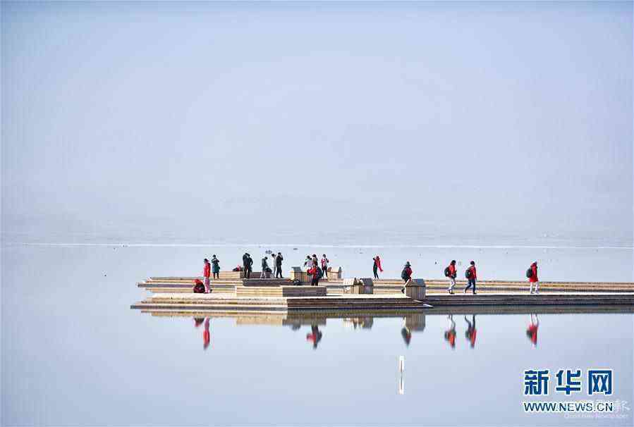 （坐著高鐵看中國(guó)）（14）青藏鐵路串起高原旅游“珍珠鏈”