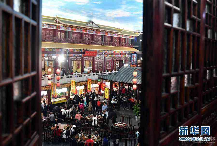 （新華全媒頭條·圖文互動(dòng)）（5）大美中國(guó)看活力——來(lái)自國(guó)慶黃金周的一線(xiàn)觀察