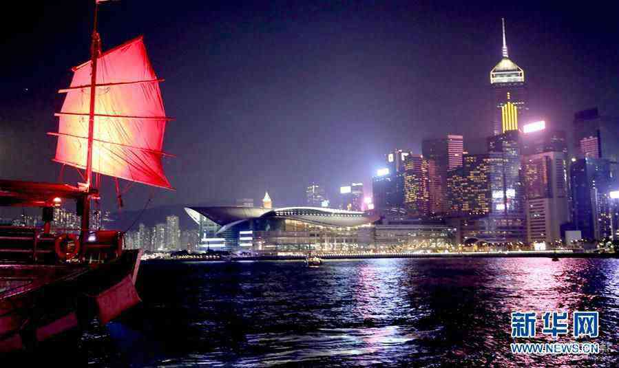 (港澳臺·圖文互動(dòng))(7)“大家期盼已久的安寧生活終于回來了”——市民見證香港國安法實(shí)施近百日成效