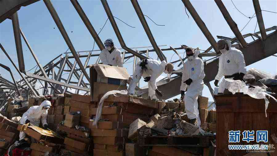 （國(guó)際·圖文互動(dòng)）（1）通訊：穿行在廢墟間的五星紅旗——記中國(guó)維和官兵貝魯特港災(zāi)后援助行動(dòng)