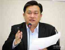 起底臺獨(dú)王定宇 曾狂言“1個臺灣士兵能摧毀1輛中國坦克“