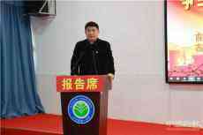 湘西州師德標(biāo)兵宣講團(tuán)報(bào)告會(huì)在古丈縣一中舉行