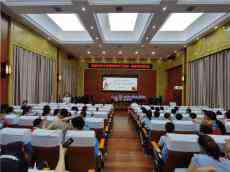 筆墨話詩(shī)香 童聲傳詩(shī)情