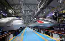 新型時速350公里復興號高寒動車組亮相