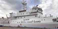 臺當局謀“去中國化” 海巡船改涂裝
