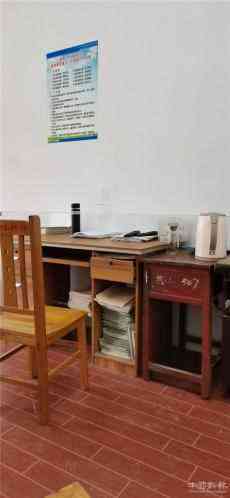 沅江共華鎮(zhèn)中心小學大愛情深滿校園