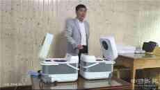 企業(yè)老總研制出甑子電飯煲 食客稱(chēng)它煮出的飯比鄉(xiāng)村飯好吃