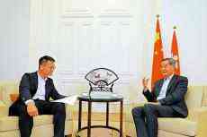 梁振英勉勵港人抓緊機遇：放要眼整個大灣區(qū)