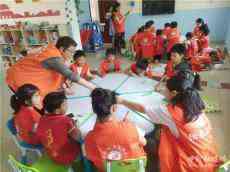 邵陽家研會(huì)志愿教師走進(jìn)李子塘村開展關(guān)愛兒童活動(dòng)