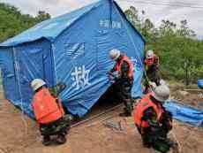 云南漾濞救災官兵：現(xiàn)階段首要任務是轉移安置