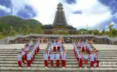 貴州凱里：百余名小學(xué)生參觀紅色黨史館，傳承紅色基因