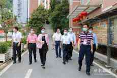 湘西州委常委楊彥芳深入古丈一中考點(diǎn)指導(dǎo)高考工作