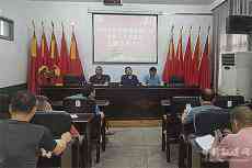 臨澧三中教工黨支部召開(kāi)討論接收預(yù)備黨員大會(huì)