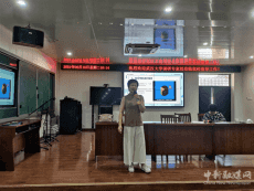 武漢大學(xué)曹金紅一行到江西上饒石人鄉(xiāng)中心小學(xué)調(diào)研活動(dòng)