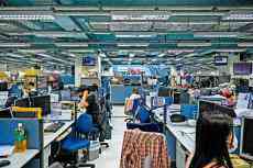 高層?逼員工自愿辭職 議員轟《蘋果日?qǐng)?bào)》無恥