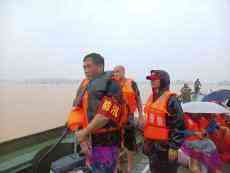 國(guó)家防總工作組赴河南新鄉(xiāng)指導(dǎo)防汛救災(zāi)工作