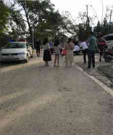 11歲孩童不料落入涵洞 鄉(xiāng)村兩級緊急現場搶救