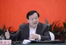 普京授予中國全國政協(xié)副主席夏寶龍“友誼勛章”