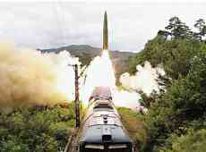 朝鮮試射鐵路機(jī)動(dòng)導(dǎo)彈 命中800公里外目標(biāo)