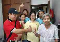 情暖空巢老歸僑，親子公益有愛心