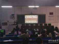 湖南寧遠縣實驗小學深入研討教材提升教學質(zhì)量