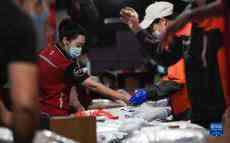 ?？冢嚎爝f企業(yè)轉運中心“備戰(zhàn)”物流高峰