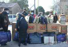 安徽廬江：馬拉松運(yùn)動(dòng)協(xié)會(huì)走進(jìn)敬老院慰問(wèn)老人