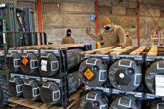 美國前副防長：烏克蘭戰(zhàn)場恐將耗盡美武器儲(chǔ)備