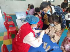 汝城縣泉水鎮(zhèn)衛(wèi)生院開展“關(guān)愛兒童，免費(fèi)體檢”活動(dòng)