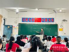 隆回縣教師進修學校蒞臨六都寨鎮(zhèn)中心小學指導教學工作