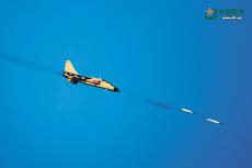 走進(jìn)實(shí)彈射擊現(xiàn)場，一起感受武器裝備開火的震撼