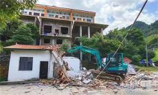 打非治違 重拳出擊！武岡轅門口街道開展違建拆除整治行動