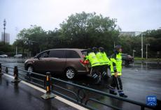 臺(tái)風(fēng)“暹芭”影響海南三亞